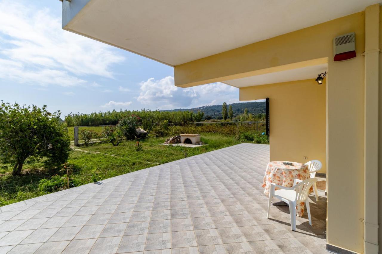 Villa Virginia Lixouri Exterior foto